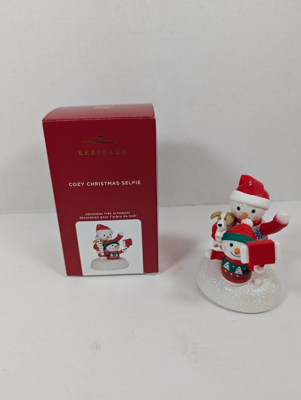 Hallmark Keepsake Ornament 2020 Cozy Christmas Selfie Puppy Dog Picture MIB